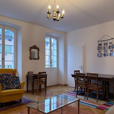 Charmant Appartement Au Coeur De ซิยง ภายนอก รูปภาพ