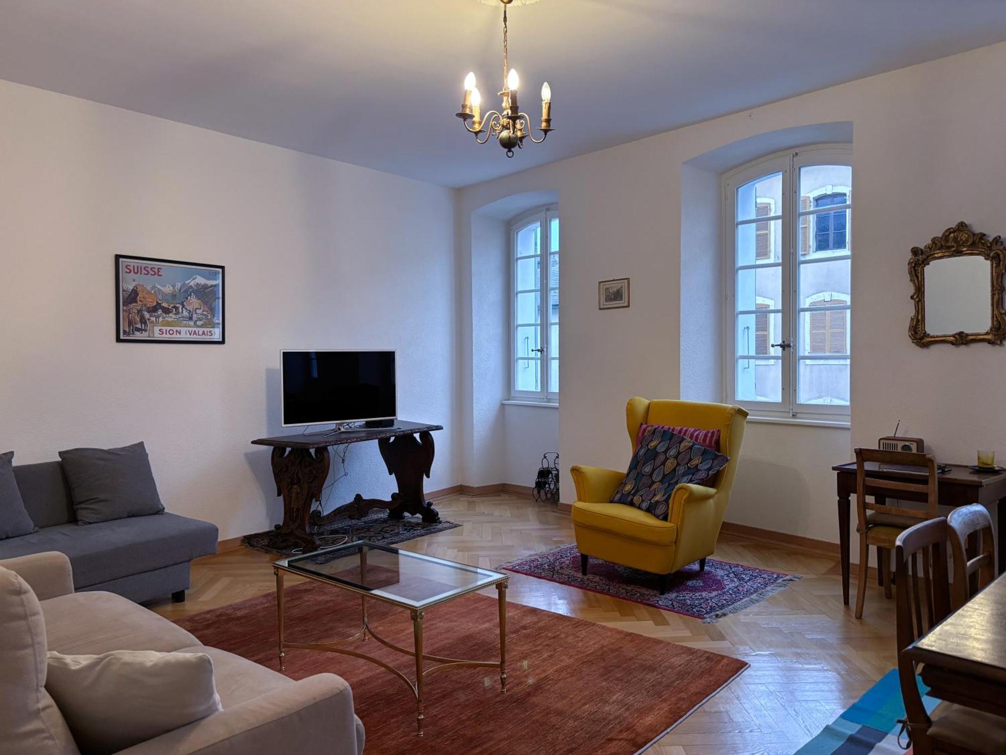 Charmant Appartement Au Coeur De ซิยง ภายนอก รูปภาพ