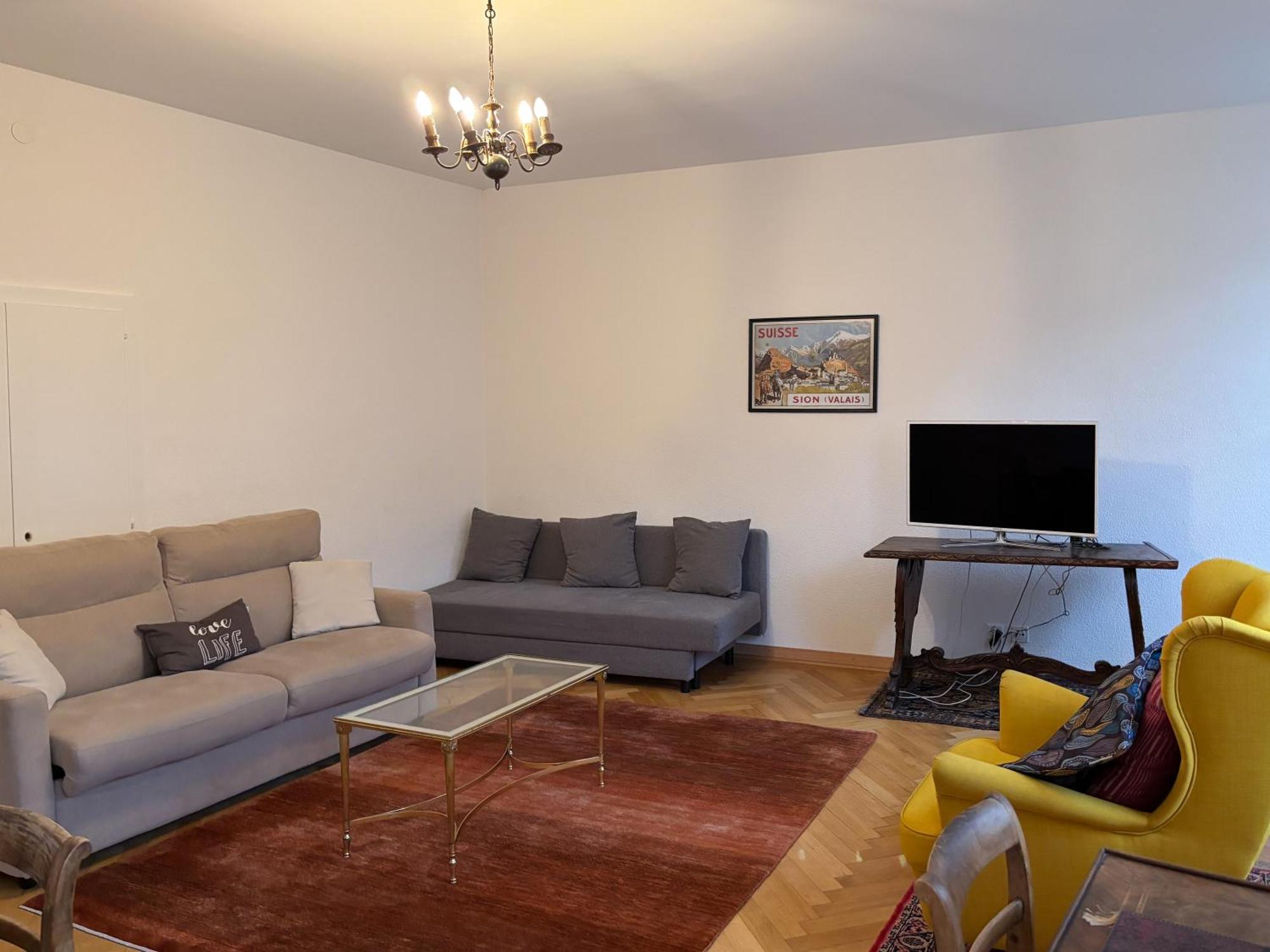 Charmant Appartement Au Coeur De ซิยง ภายนอก รูปภาพ