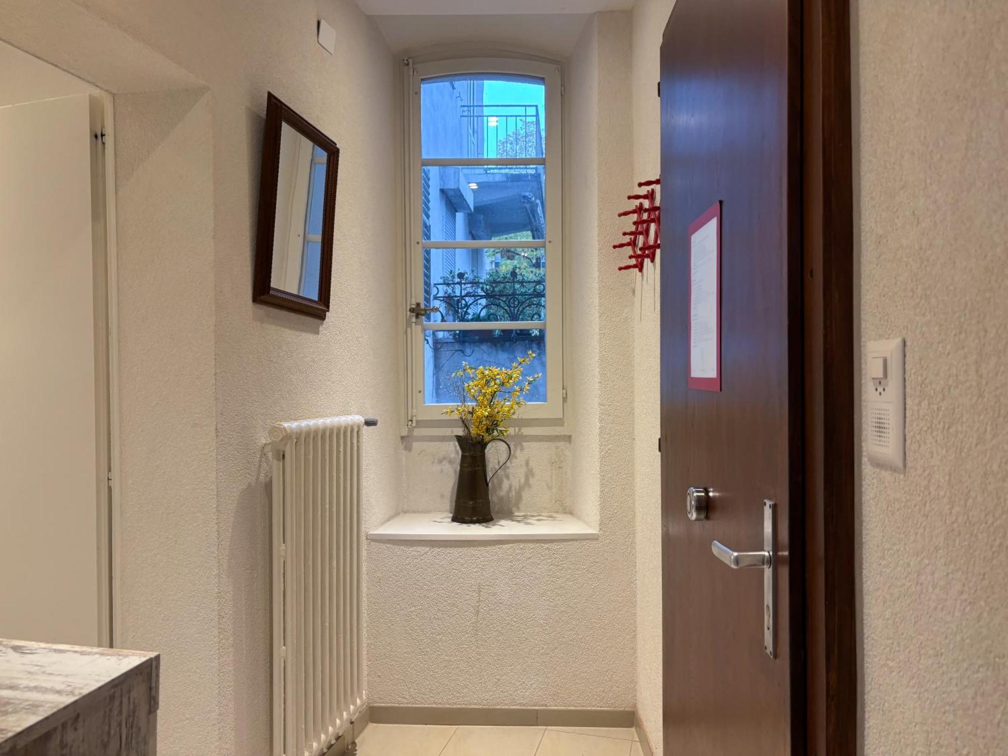 Charmant Appartement Au Coeur De ซิยง ภายนอก รูปภาพ