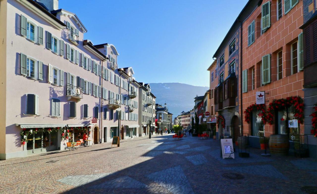 Charmant Appartement Au Coeur De ซิยง ภายนอก รูปภาพ