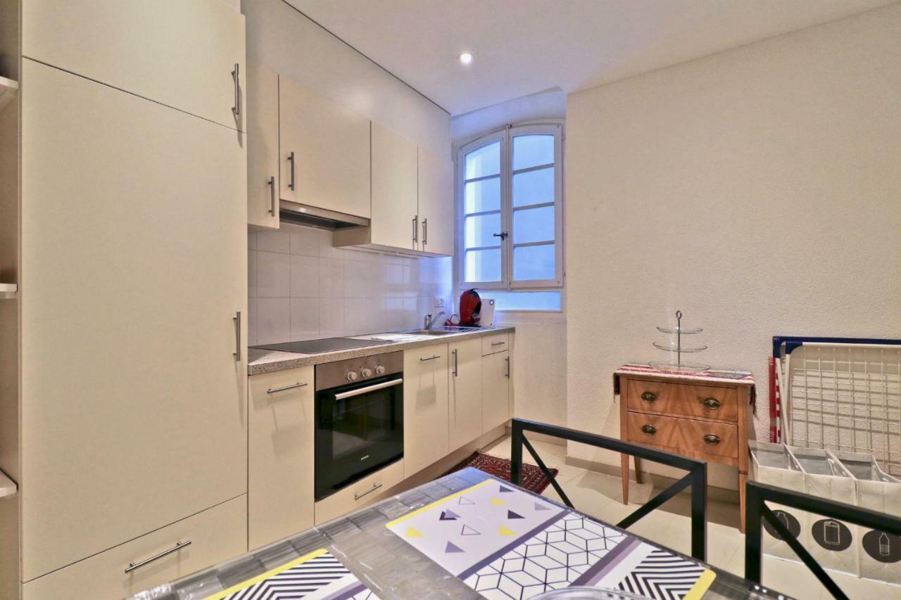 Charmant Appartement Au Coeur De ซิยง ภายนอก รูปภาพ